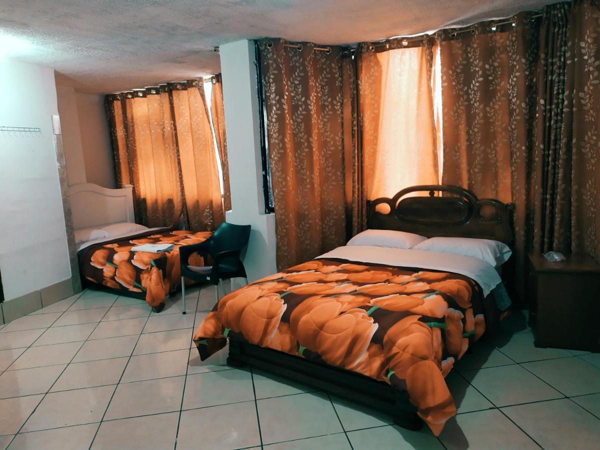 Hostal Ajavi Del Sur Quito Exteriér fotografie