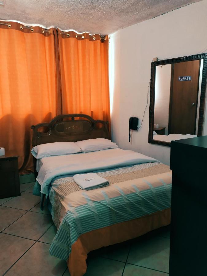 Hostal Ajavi Del Sur Quito Exteriér fotografie