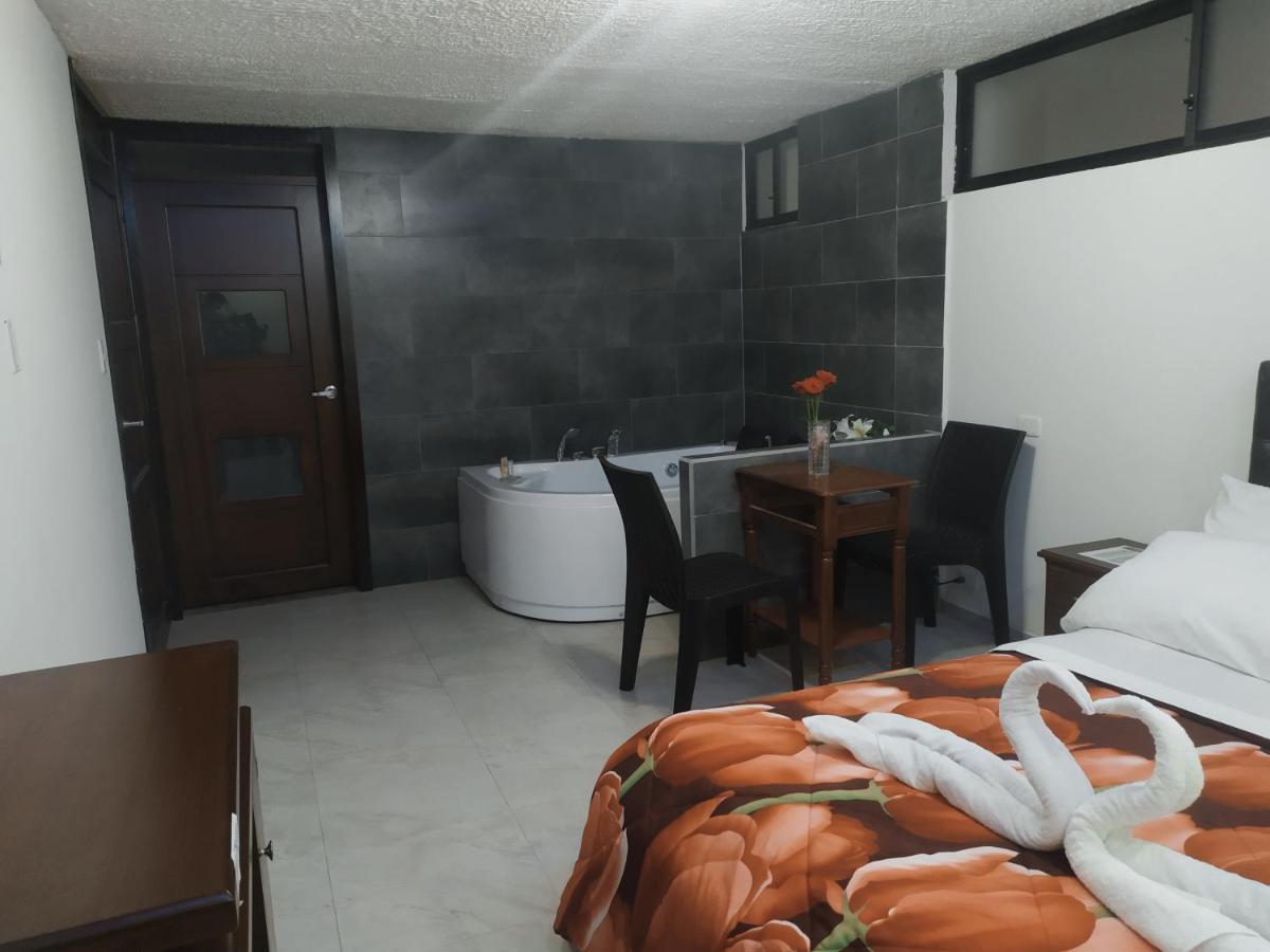 Hostal Ajavi Del Sur Quito Exteriér fotografie